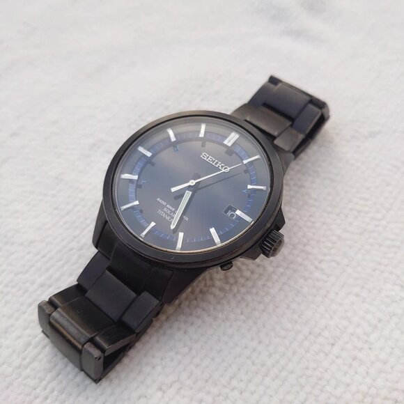Seiko Radio Wave Control 7B52-0AD0 JDM Titanium Solar Watch 40mm Blue Black Dial - Picture 4 of 9